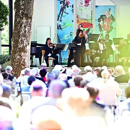 Aparthotel Appartmenthaus Thermenhof 2*