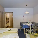 Apart Otel Appartmenthaus Thermenhof