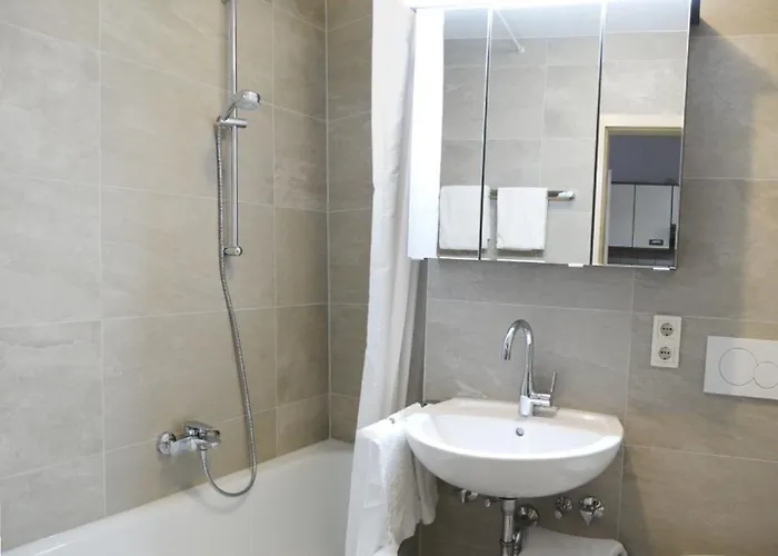 Appartmenthaus Thermenhof 2* 巴特法兴格